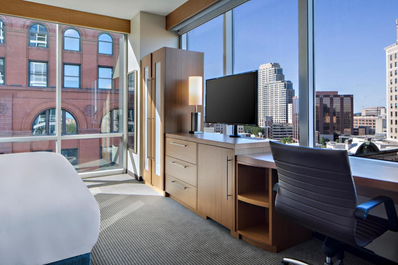 Hyatt Place Grand Rapids Downtown Exterior photo